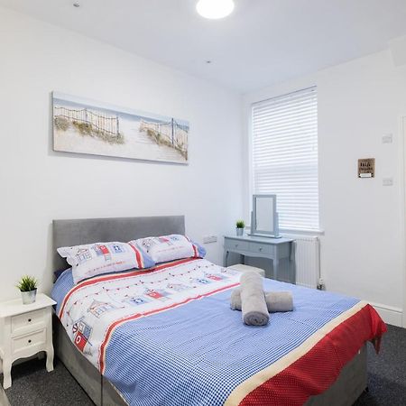 Hillcrest Studio Apartments クリーソープス エクステリア 写真