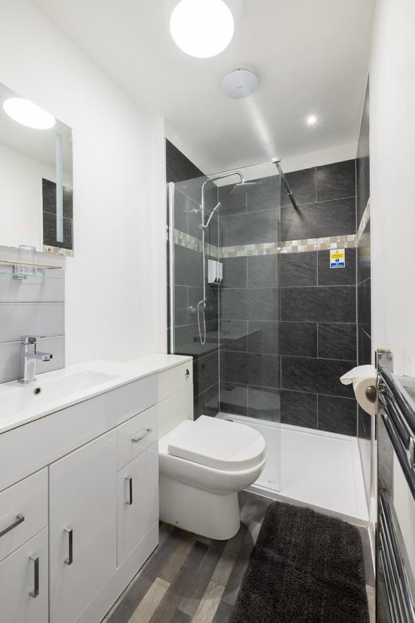 Hillcrest Studio Apartments クリーソープス エクステリア 写真