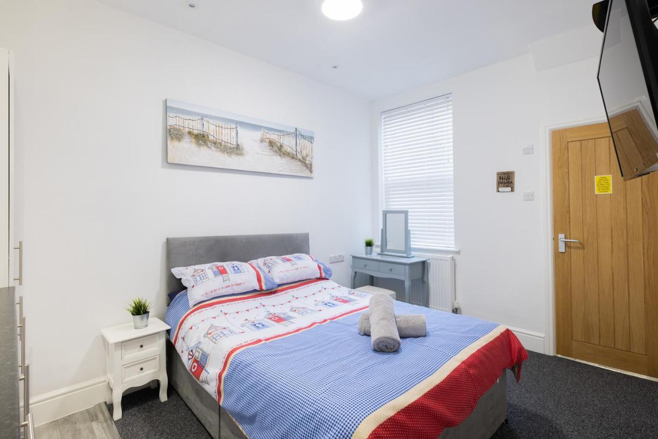 Hillcrest Studio Apartments クリーソープス エクステリア 写真